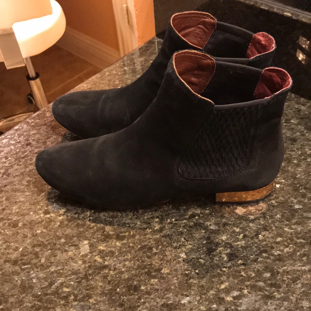 Vince Camuto Signature suede boots
